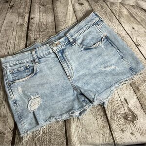 Old Navy Boyfriend Lt  Wash Distressed Jean Shorts Cut-off Beach Summer Stretch